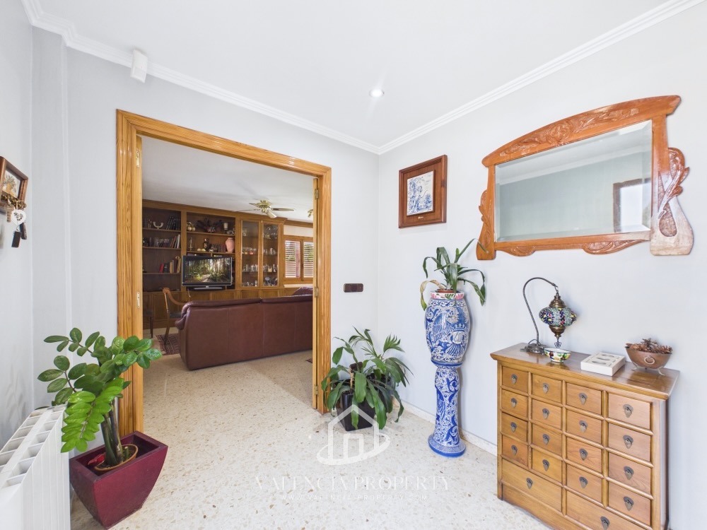 Property 2503 - Image 12